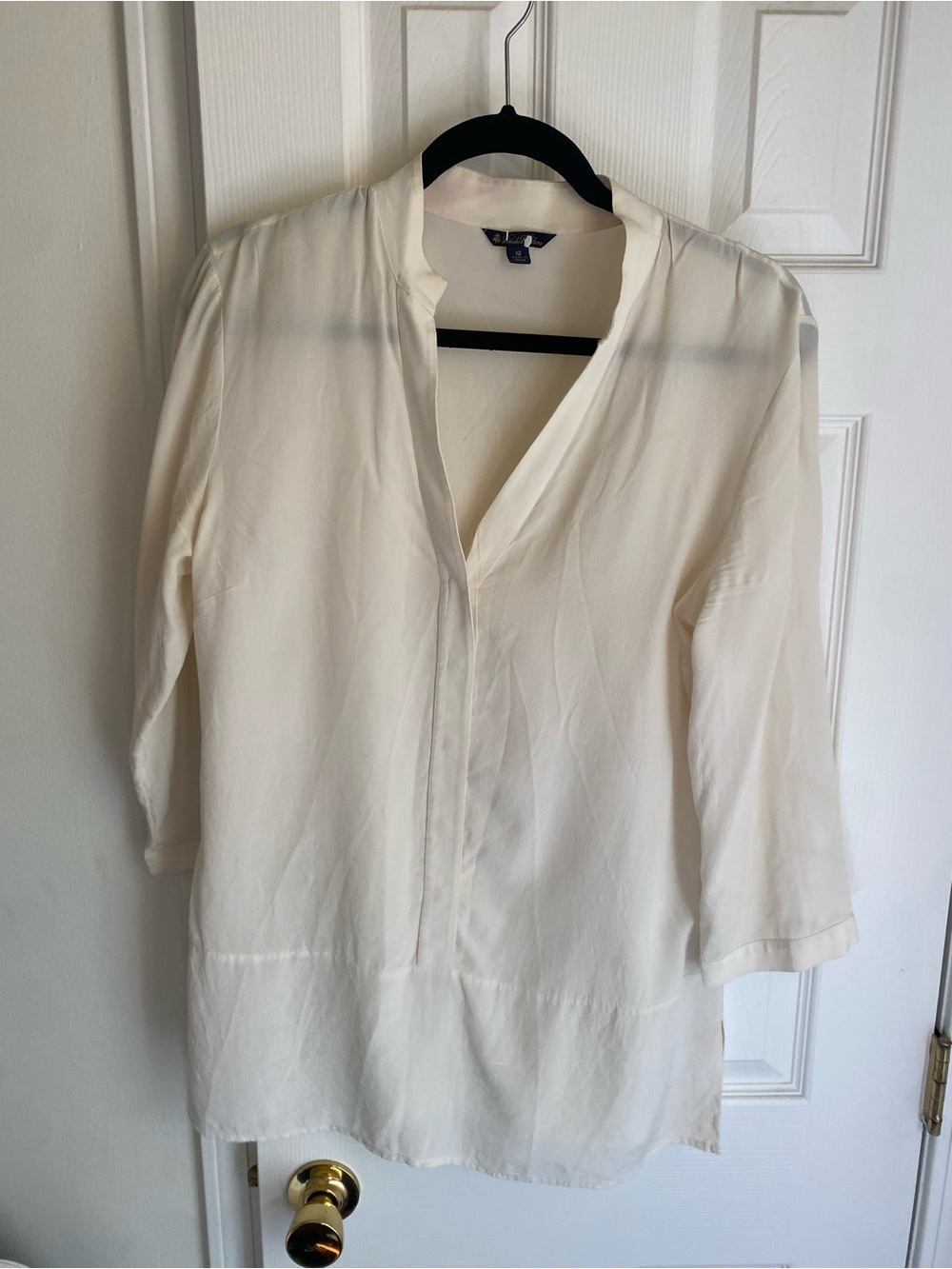 Brooks Brothers Cream Split-Neck Tunic 100% silk